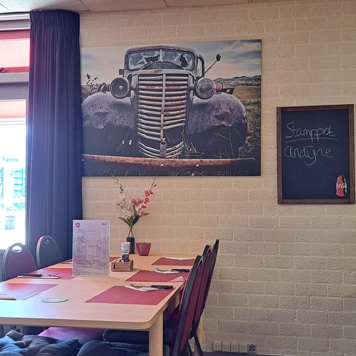 Mon Amie wegrestaurant, diner, lunch en broodjeszaak