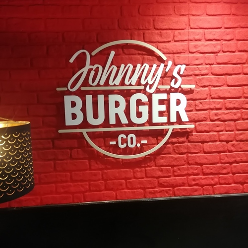 Johnny's Burger & O'Tacos