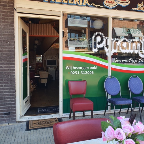 Mario's Shoarma Grillroom "De Pyramide"