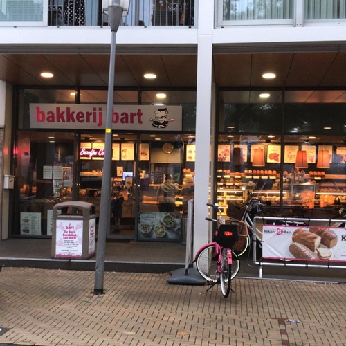 Bakker Bart Apeldoorn Stationsplein