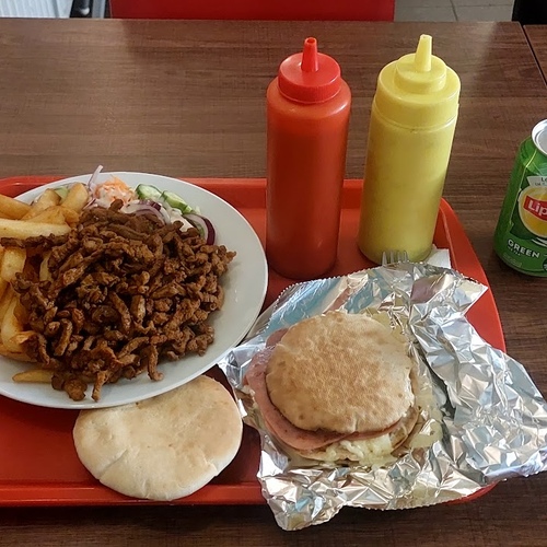 Shoarma Grillroom en Café Het Spoor